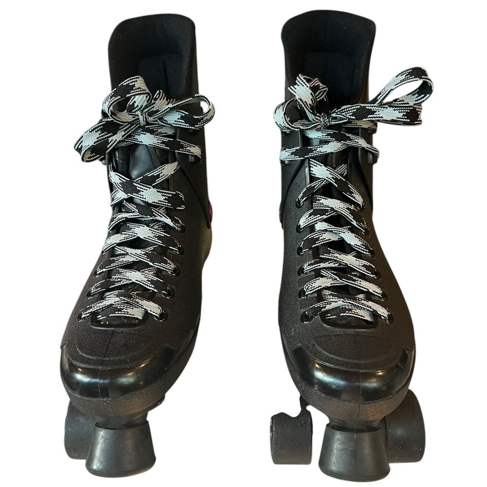 Black Roller Skates with Purple Accents Size 8 - Picture 2 of 15